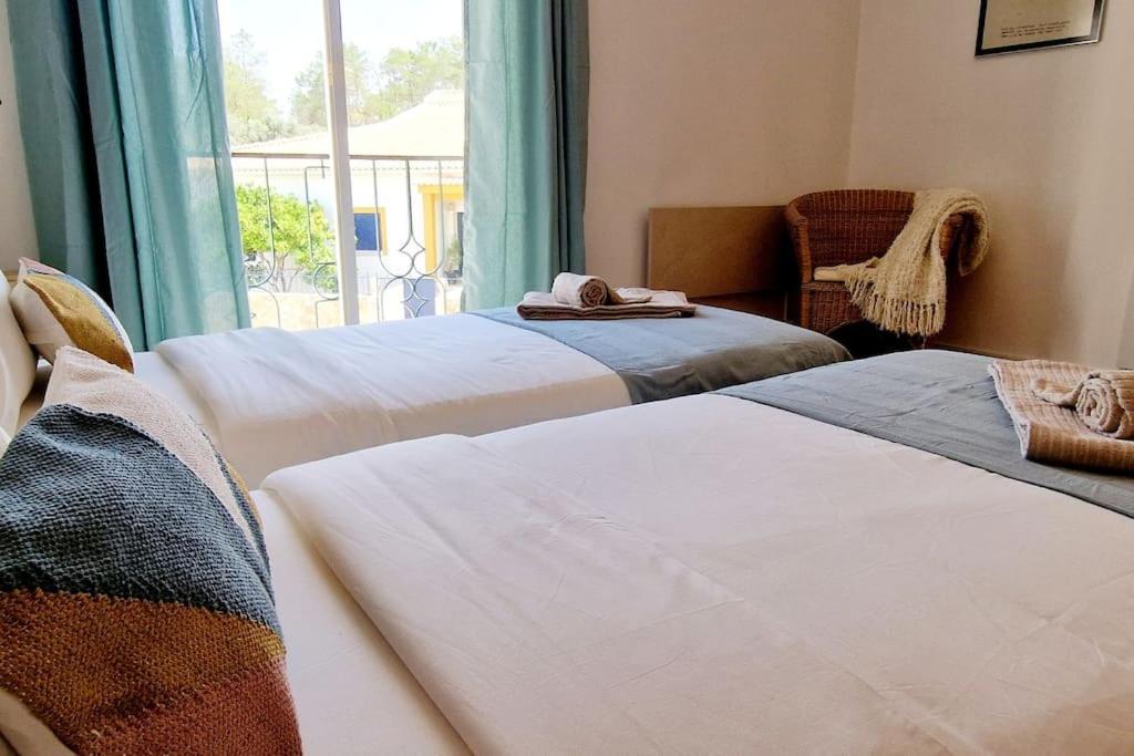 Jasmine Apartment Next To Meia Praia Beach ラゴス エクステリア 写真